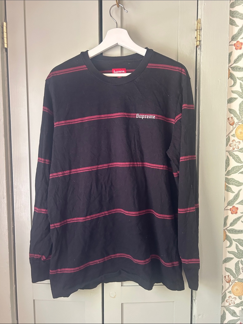Supreme Old English FW17 Long Sleeve Stripe Tee